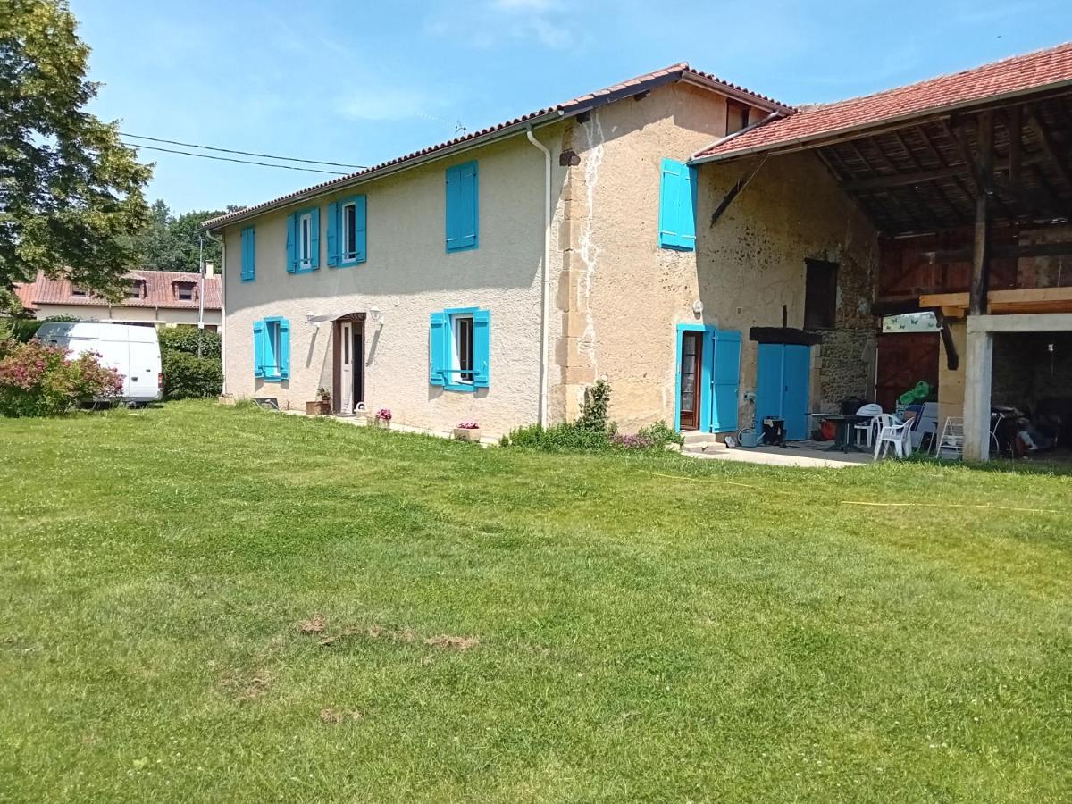 Clos A Malypense Chez Mr Montamat Galan Εξωτερικό φωτογραφία